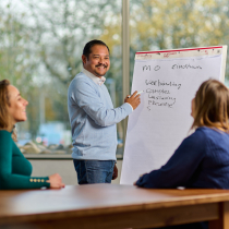 Sociaal werkers praten over impact sociaal werk