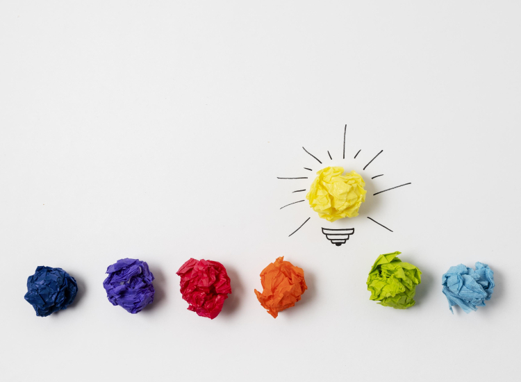 Idee-concepten met gloeilamp